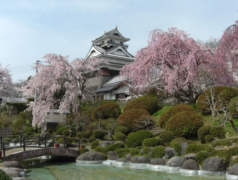 Kaminoyama Castle Ruins , Japan